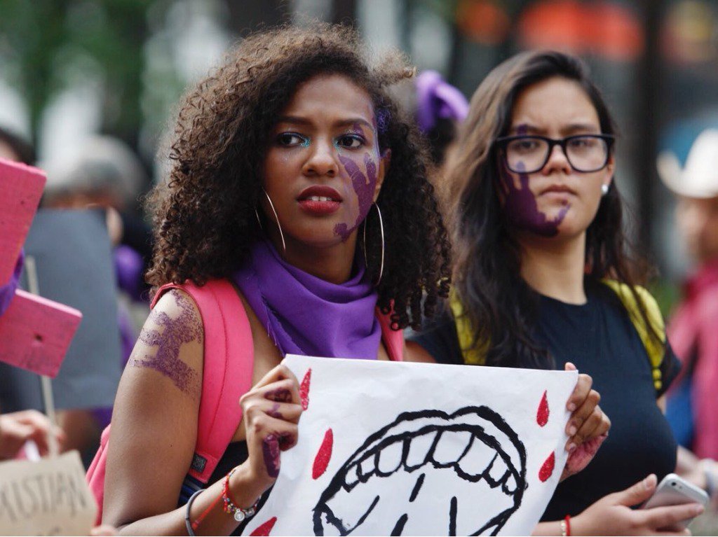 Marchan por el Día Internacional de la Mujer