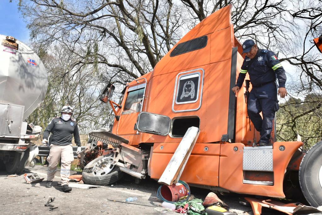 Accidente En La Toluca Atlacomulco Deja Al Menos Tres Muertos Y Varios