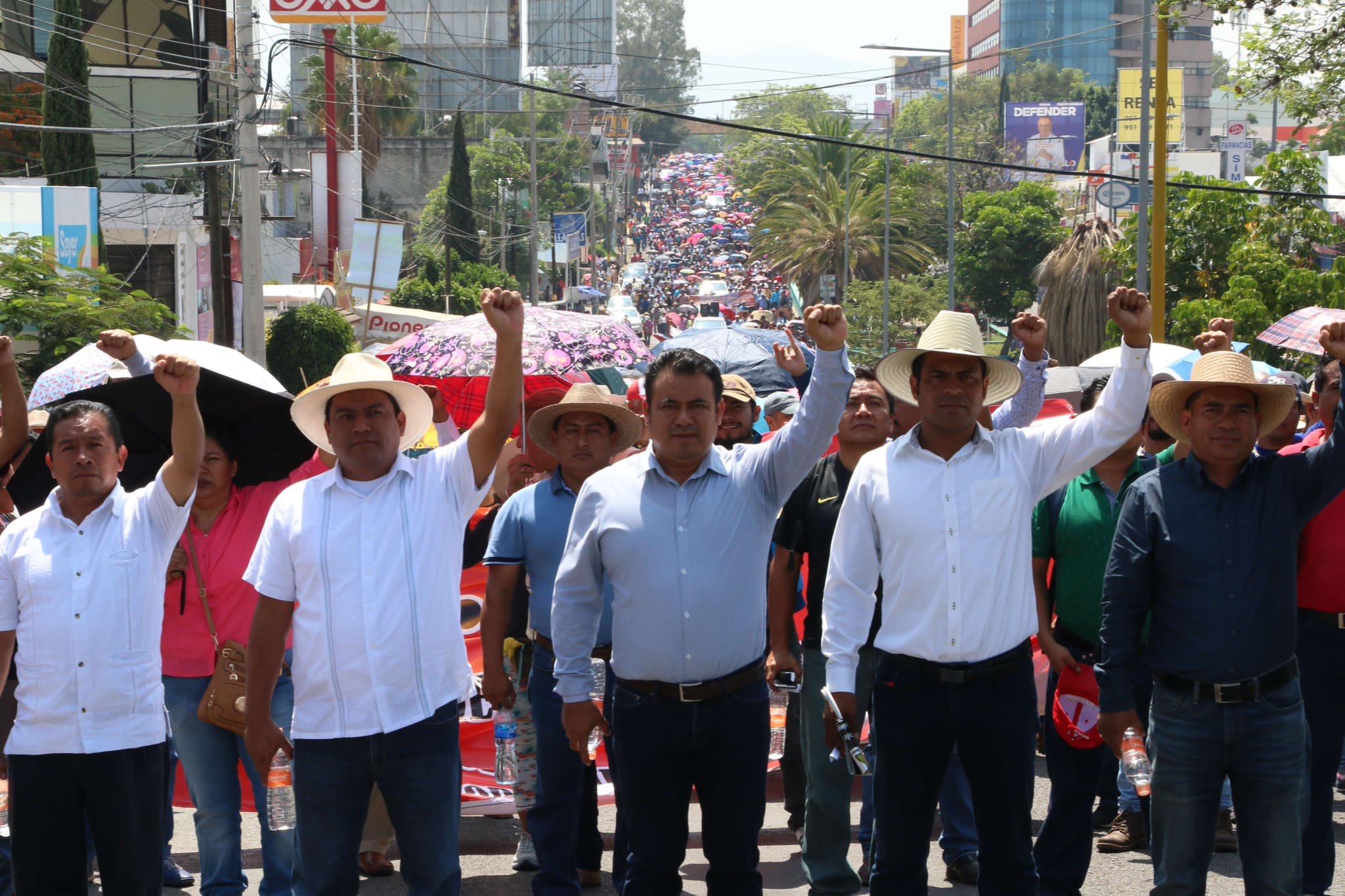 Maestros de Oaxaca tendrán paro indefinido